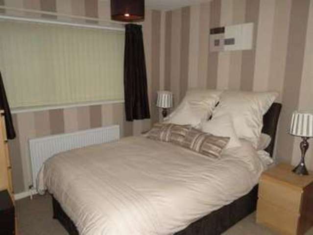  Image of 2 bedroom Property for sale in Manor Approach Kimberworth Rotherham S61 at Manor Approach Rotherham Rotherham, S61 1PY