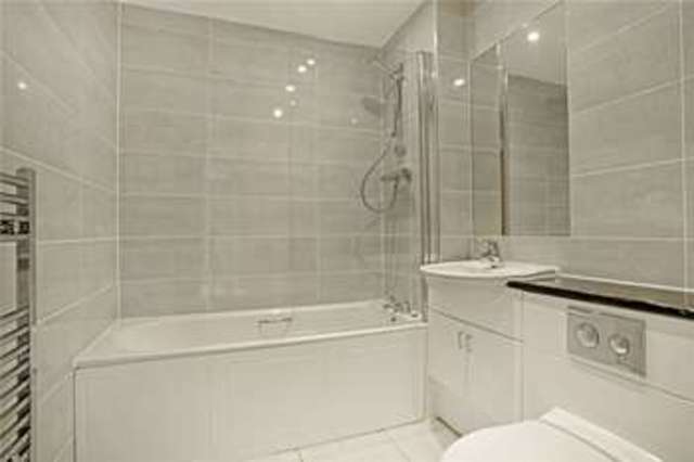  Image of 1 bedroom Apartment to rent in Forty Avenue Wembley HA9 at 71 Forty Avenue  Wembley, HA9 8RS