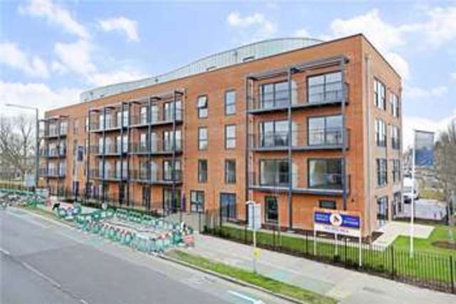  Image of 1 bedroom Apartment to rent in Forty Avenue Wembley HA9 at 71 Forty Avenue  Wembley, HA9 8RS