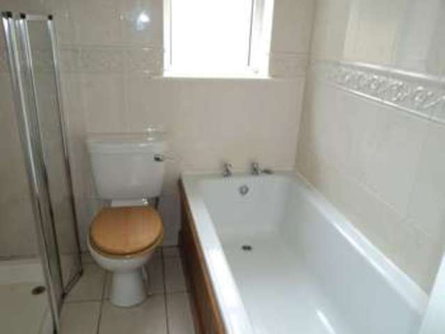  Image of 3 bedroom Terraced house to rent in Royal Crescent Fenham Newcastle upon Tyne NE4 at Royal Crescent  Newcastle Upon Tyne, NE4 9TQ