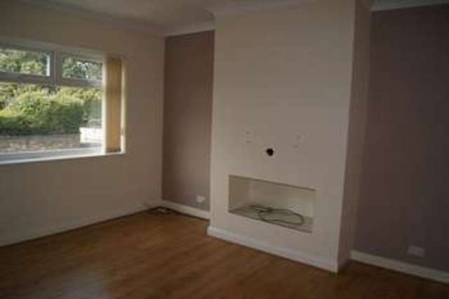  Image of 3 bedroom Terraced house to rent in Aberford Road Stanley Wakefield WF3 at Stanley Wakefield, WF3 4NF