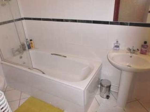  Image of 1 bedroom Flat for sale in The Docks The Docks Gloucester GL1 at Albert Warehouse The Docks Gloucester, GL1 2EE