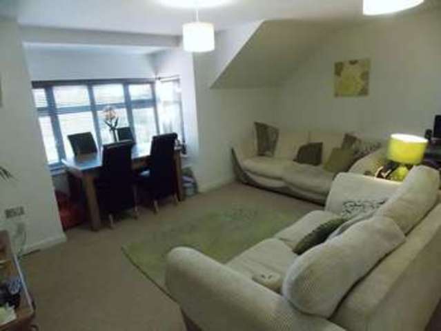  Image of 1 bedroom Flat to rent in Alcester Road South Kings Heath Birmingham B14 at Alcester Road South Kings Heath Birmingham, B14 6EB