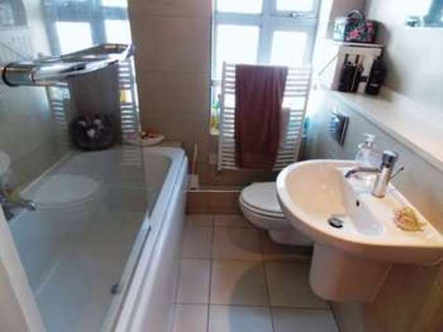 Image of 1 bedroom Flat to rent in Alcester Road South Kings Heath Birmingham B14 at Alcester Road South Kings Heath Birmingham, B14 6EB