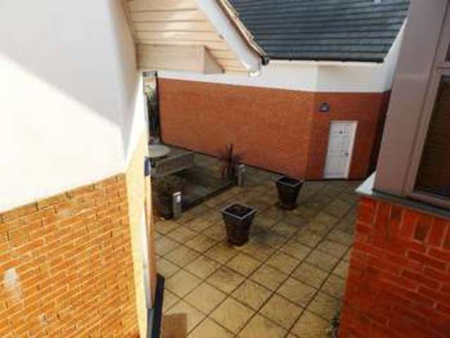  Image of 1 bedroom Flat to rent in Alcester Road South Kings Heath Birmingham B14 at Alcester Road South Kings Heath Birmingham, B14 6EB