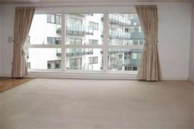  Image of 2 bedroom Flat to rent in Moon Street Plymouth PL4 at Plymouth, PL4 0AL