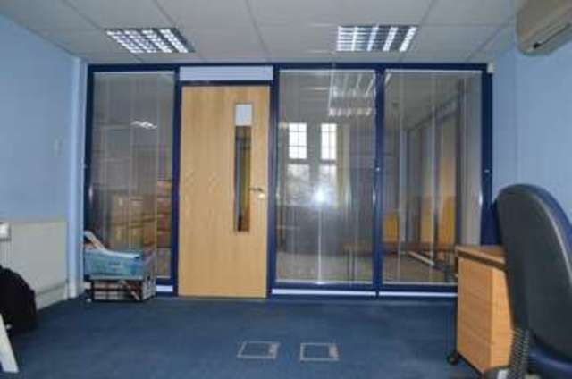  Image of Property to rent in Alexandra Parade Weston-super-Mare BS23 at Alexandra Parade  Weston-super-Mare, BS23 1QZ