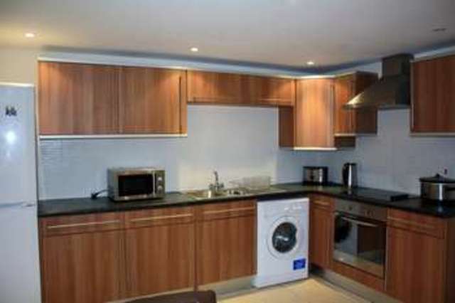  Image of 3 bedroom Flat to rent in Powell Street Birmingham B1 at Birmingham West Midlands, B1 3DH