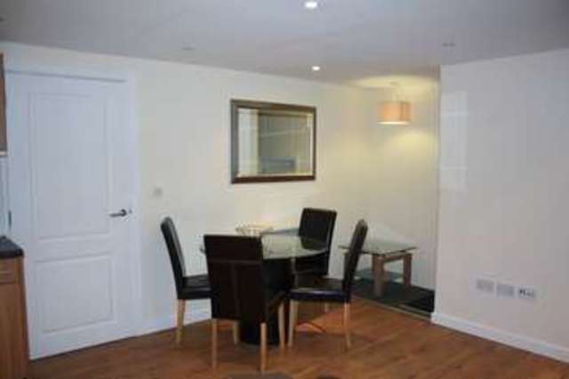  Image of 3 bedroom Flat to rent in Powell Street Birmingham B1 at Birmingham West Midlands, B1 3DH