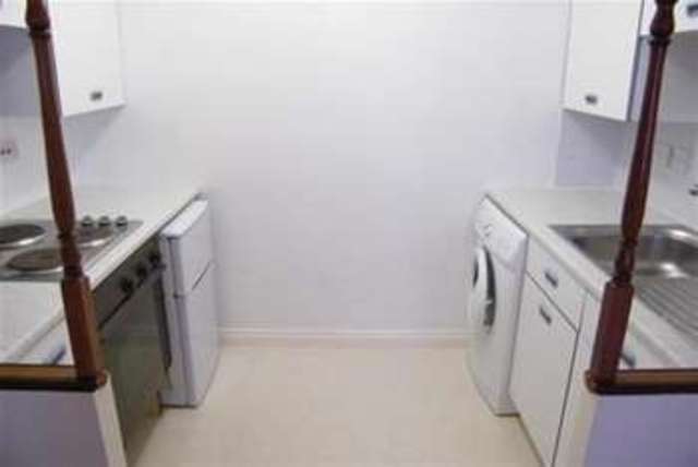  Image of 1 bedroom Flat to rent in York Mews Alton GU34 at Alton, GU34 1JU