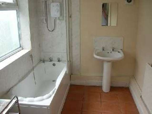 Image of 4 bedroom House Share to rent in Alton Road Birmingham B29 at Selly Oak Bristol Selly Oak, B29 7DX