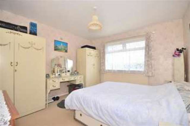  Image of 2 bedroom Bungalow for sale in Alverstone Road Apse Heath Sandown PO36 at Apse Heath Isle of Wight Sandown, PO36 0LF