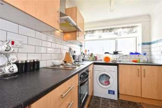  Image of 1 bedroom Property to rent in Salisbury Road Hove BN3 at Amber Court Hove Hove, BN3 3AA