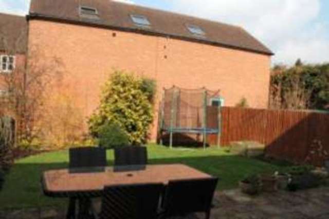  Image of 4 bedroom Semi-Detached house for sale in Amis Way Stratford-upon-Avon CV37 at Stratford-upon-Avon Warwickshire Stratford upon Avon, CV37 7JD