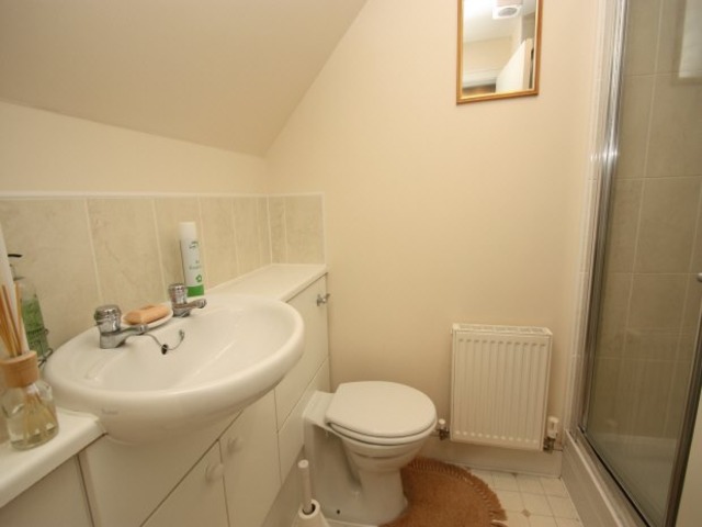  Image of 3 bedroom Flat to rent in Appin Place Edinburgh EH14 at Edinburgh, EH14 1PW