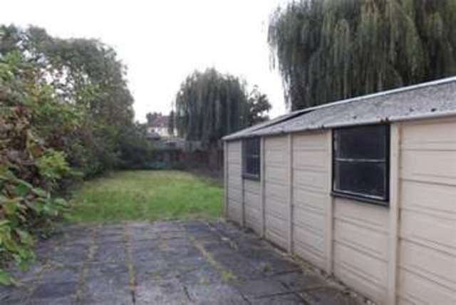  Image of 3 bedroom Semi-Detached house to rent in Ardleigh Green Road Hornchurch RM11 at Hornchurch, RM11 2SR