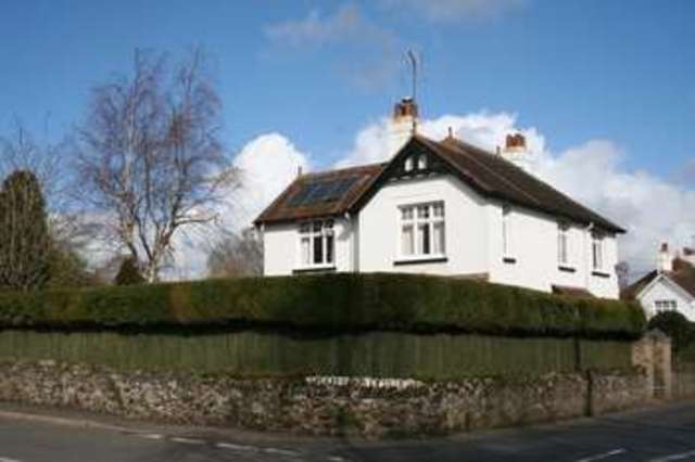  Image of 4 bedroom Detached house for sale in Ashburton Road Bovey Tracey Newton Abbot TQ13 at Ashburton Road Bovey Tracey Newton Abbot, TQ13 9BZ