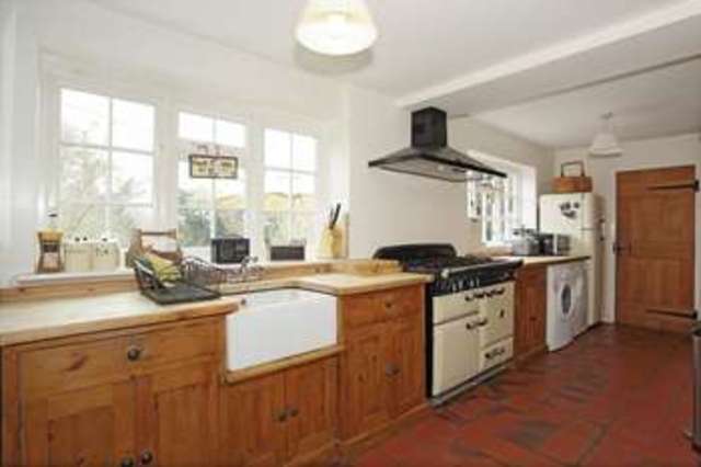  Image of 4 bedroom Detached house for sale in Mardens Hill Crowborough TN6 at Mardens Hill  Crowborough, TN6 1XL