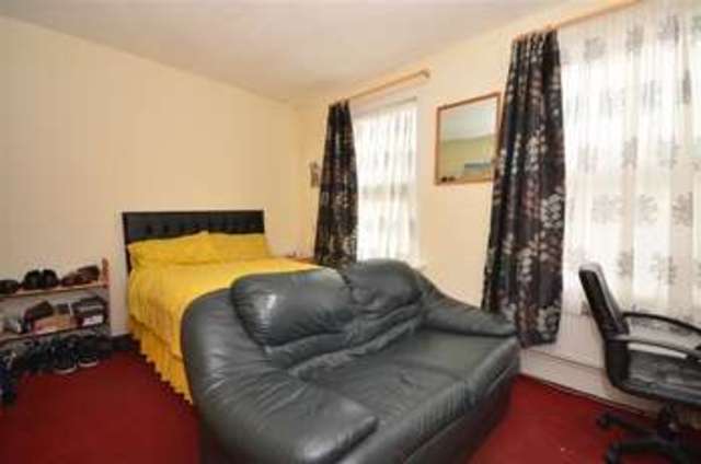  Image of 2 bedroom Terraced house for sale in Ashville Road London E11 at Leytonstone London Leytonstone, E11 4DT