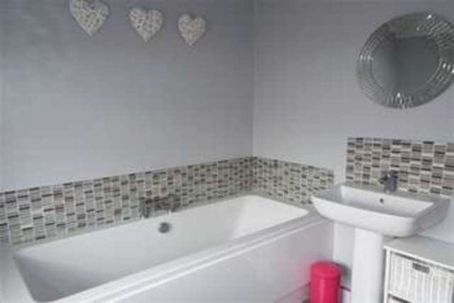  Image of 2 bedroom Semi-Detached house to rent in Athol Gardens Whitley Bay NE25 at Whitley Bay, NE25 9DN