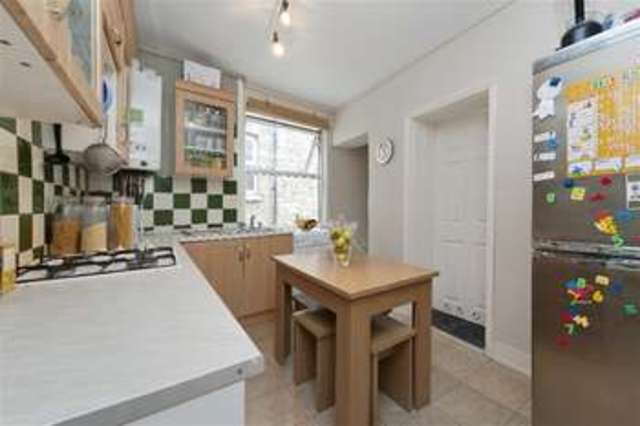  Image of 2 bedroom Flat for sale in Auckland Hill London SE27 at West Norwood, SE27 9PF