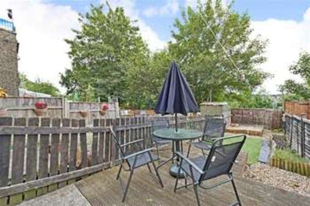  Image of 2 bedroom Flat for sale in Auckland Hill London SE27 at West Norwood, SE27 9PF