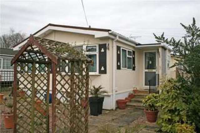  Image of 2 bedroom Bungalow for sale in Avenue Two Meadowlands Addlestone KT15 at Meadowlands Addlestone Addlestone, KT15 2QZ