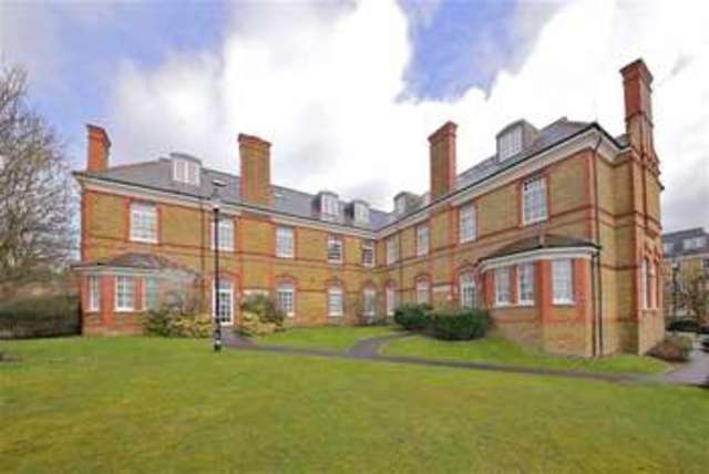  Image of 2 bedroom Flat for sale in Newsholme Drive London N21 at Ballentyne Court Winchmore Hill Winchmore Hill, N21 1UF