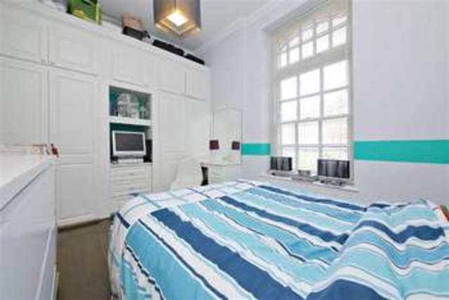  Image of 2 bedroom Flat for sale in Newsholme Drive London N21 at Ballentyne Court Winchmore Hill Winchmore Hill, N21 1UF