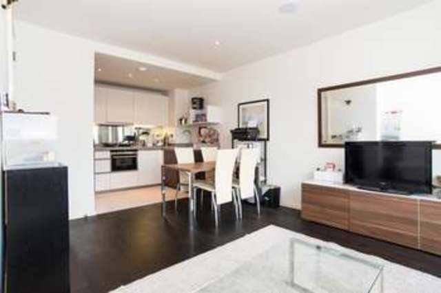  Image of 1 bedroom Flat for sale in Baltimore Wharf London E14 at South Boulevard  Canary Wharf, E14 9EY