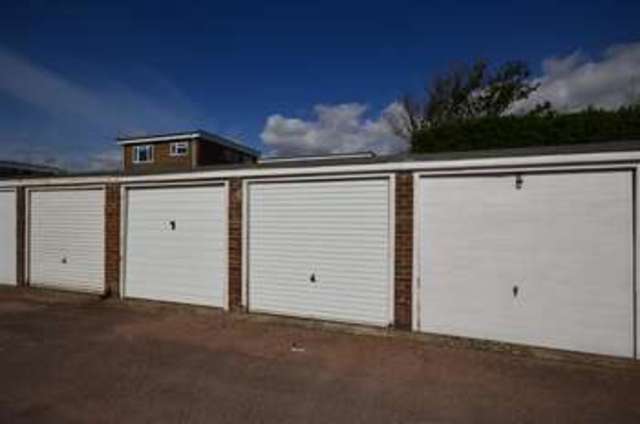  Image of 2 bedroom Flat for sale in Bath Road Worthing BN11 at Worthing West Sussex Worthing, BN11 3PB