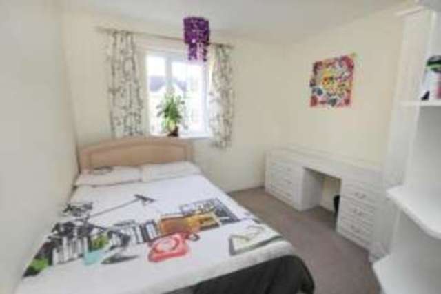  Image of 2 bedroom Flat for sale in Baxter Mews Sheffield S6 at Sheffield South Yorkshire Hillsborough, S6 1LG