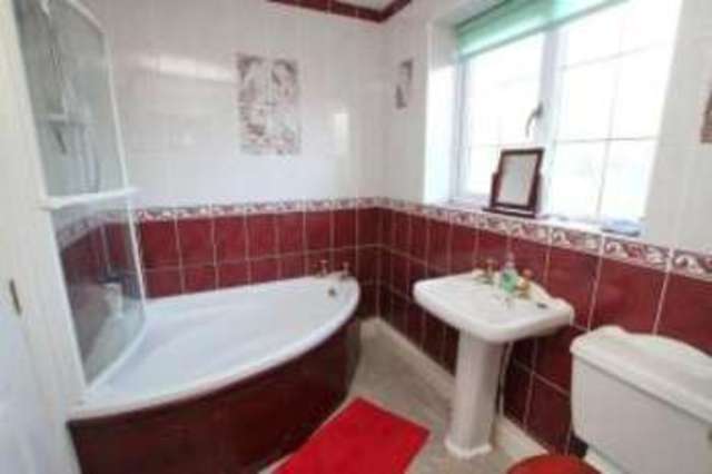  Image of 2 bedroom Flat for sale in Baxter Mews Sheffield S6 at Sheffield South Yorkshire Hillsborough, S6 1LG