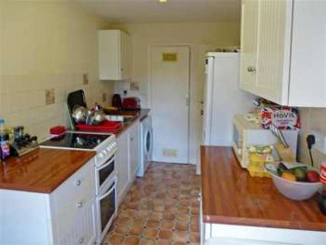  Image of 2 bedroom Apartment for sale in Beacon Road Crowborough TN6 at Crowborough East Sussex Crowborough, TN6 1AX