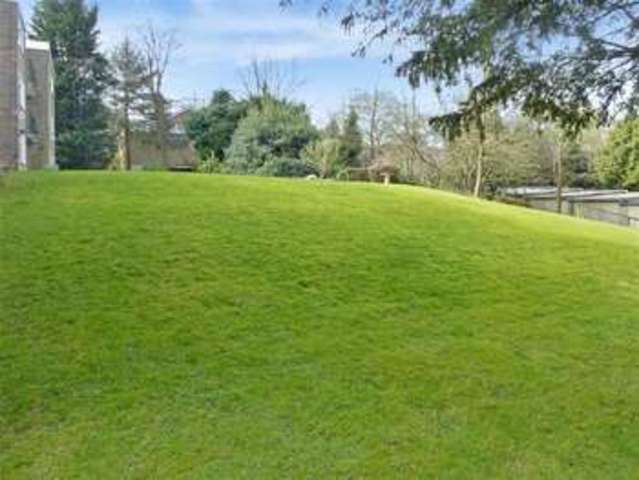  Image of 2 bedroom Apartment for sale in Beacon Road Crowborough TN6 at Crowborough East Sussex Crowborough, TN6 1AX