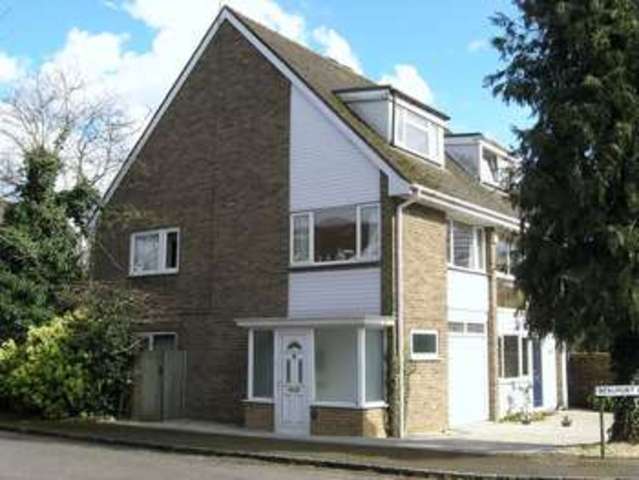  Image of 3 bedroom Semi-Detached house for sale in Beaufort Gardens Marlow SL7 at Beaufort Gardens  Marlow, SL7 1EL
