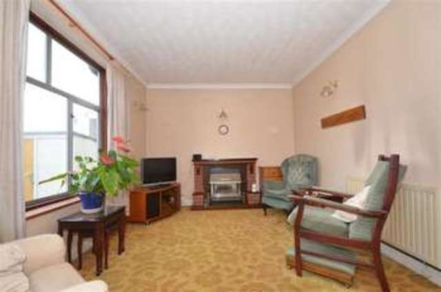  Image of 3 bedroom Bungalow for sale in Bedford Gardens Hornchurch RM12 at Hornchurch Essex Hornchurch, RM12 4NJ