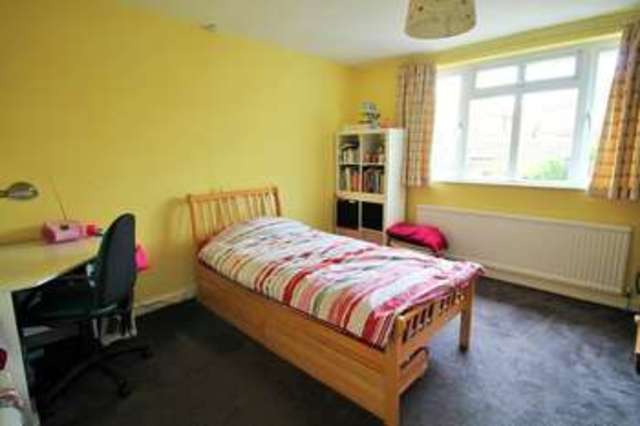  Image of 3 bedroom Detached house for sale in Auriol Drive Farlington Portsmouth PO9 at Bedhampton Havant Hampshire, PO9 3LS