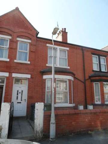  Image of 6 bedroom Semi-Detached house to rent in Beechley Road Wrexham LL13 at Beechley Road  Wrexham, LL13 7BA
