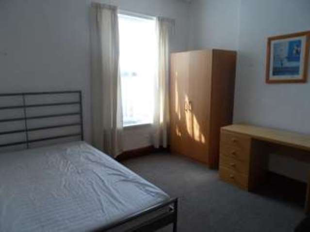  Image of 6 bedroom Semi-Detached house to rent in Beechley Road Wrexham LL13 at Beechley Road  Wrexham, LL13 7BA