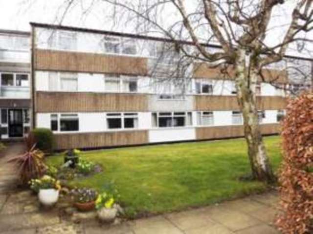  Image of 2 bedroom Flat for sale in Queens Road Harrogate HG2 at Queens Road Harrogate Harrogate, HG2 0HD