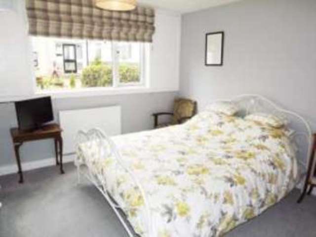  Image of 2 bedroom Flat for sale in Queens Road Harrogate HG2 at Queens Road Harrogate Harrogate, HG2 0HD