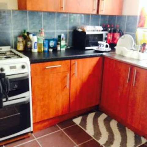  Image of 3 bedroom House Share to rent in Beeston Road Nottingham NG7 at Dunkirk Bristol Dunkirk, NG7 2JP