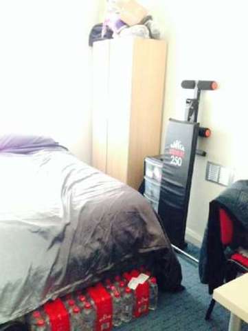  Image of 3 bedroom House Share to rent in Beeston Road Nottingham NG7 at Dunkirk Bristol Dunkirk, NG7 2JP
