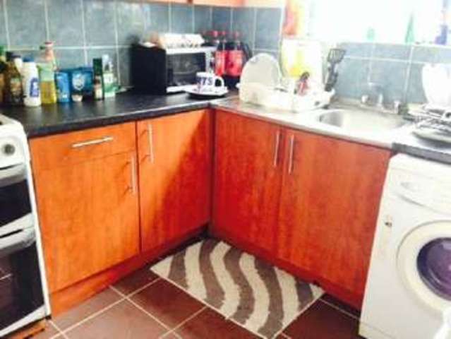  Image of 3 bedroom House Share to rent in Beeston Road Nottingham NG7 at Dunkirk Bristol Dunkirk, NG7 2JP