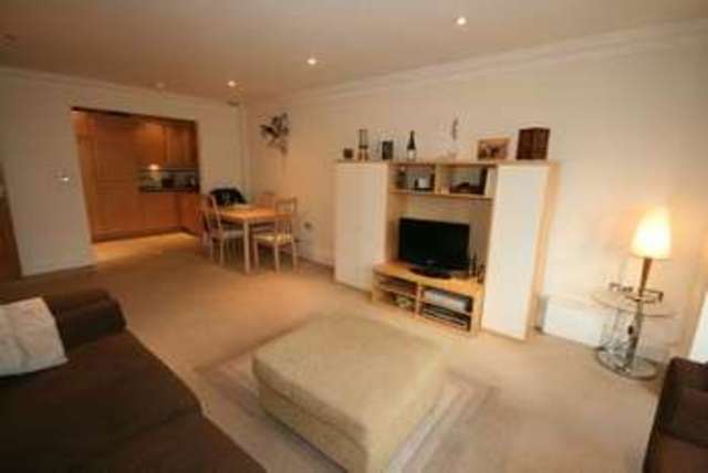  Image of 2 bedroom Apartment to rent in Brown Street Hale Altrincham WA14 at Altrincham, WA14 2ET