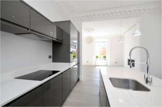  Image of 3 bedroom Flat to rent in Belsize Road London NW6 at Maida Vale London South Hampstead, NW6 4BH