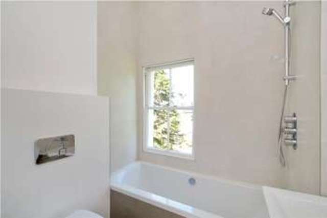  Image of 3 bedroom Flat to rent in Belsize Road London NW6 at Maida Vale London South Hampstead, NW6 4BH