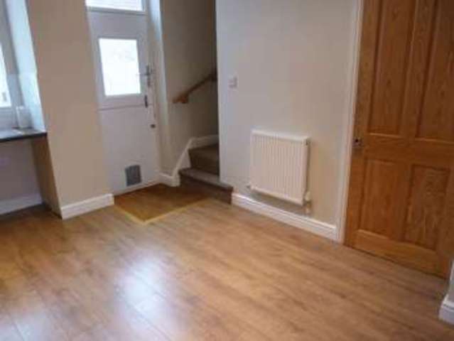  Image of 2 bedroom Terraced house to rent in Beresford Street Oldham OL4 at Beresford Street  Oldham, OL4 2DT