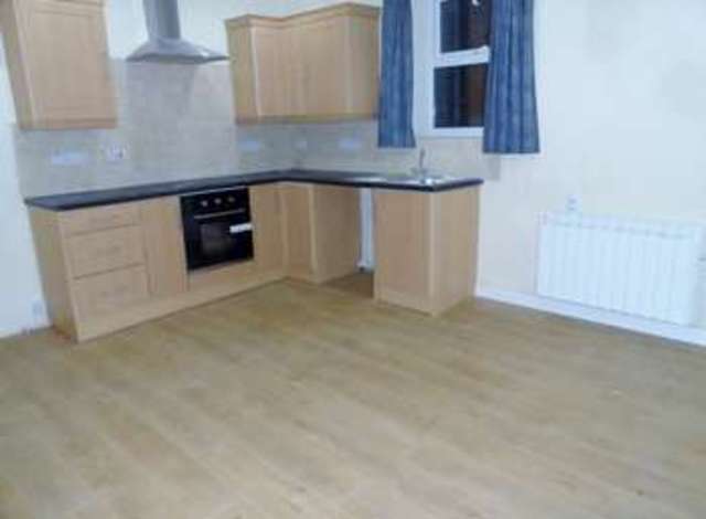  Image of 2 bedroom Flat to rent in Blue Street Carmarthen SA31 at Blue Street  Carmarthen, SA31 3LQ